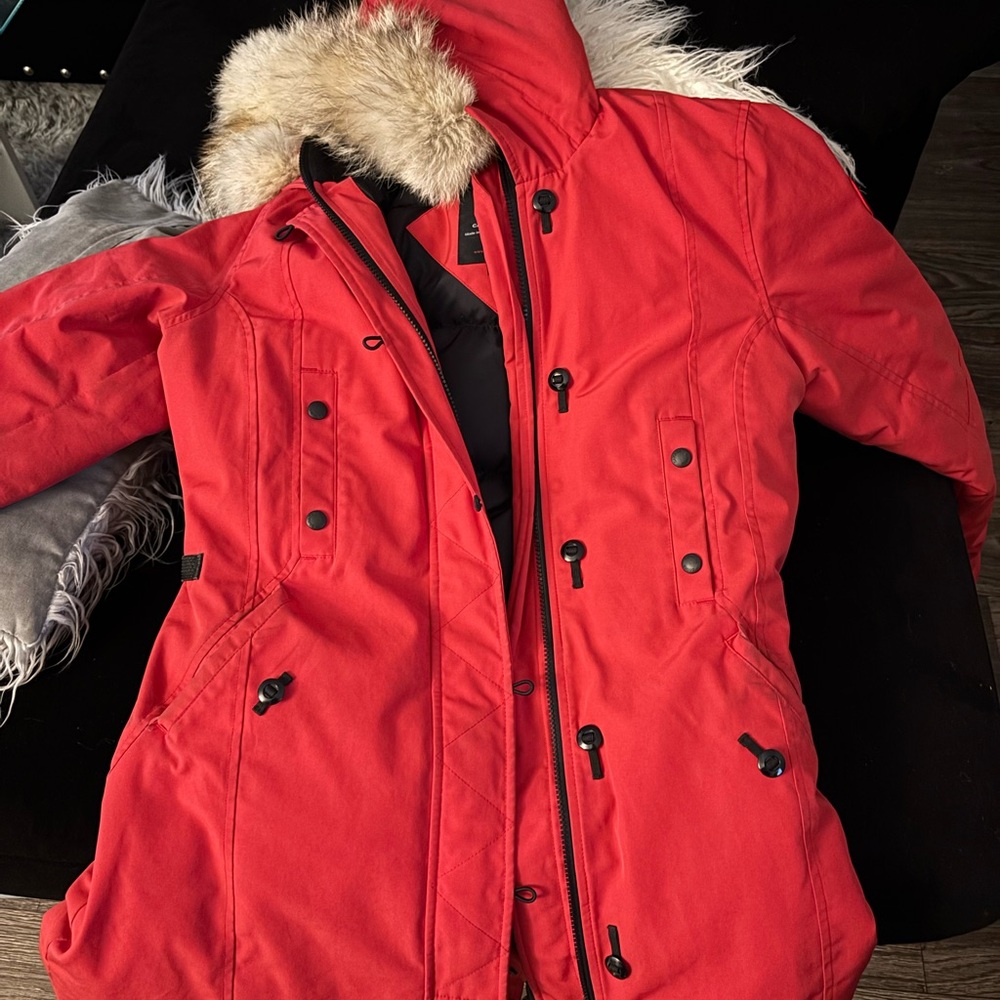 Perfectly conditioned, long, red Canada goose coat